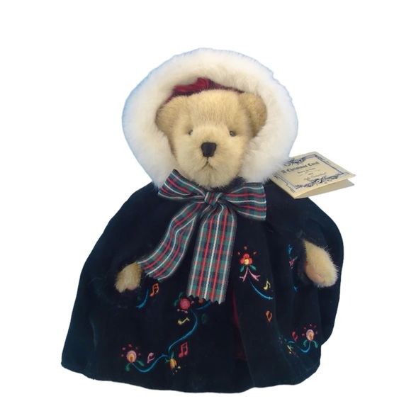 Muffy The Red Nosed ReinBear & Muffy VanderBear A Christmas Carol Bearly in Tune - Picture 7 of 9